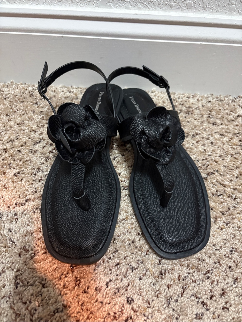 Pierre Dumas Black Floral T-Strap Slingback Sandals